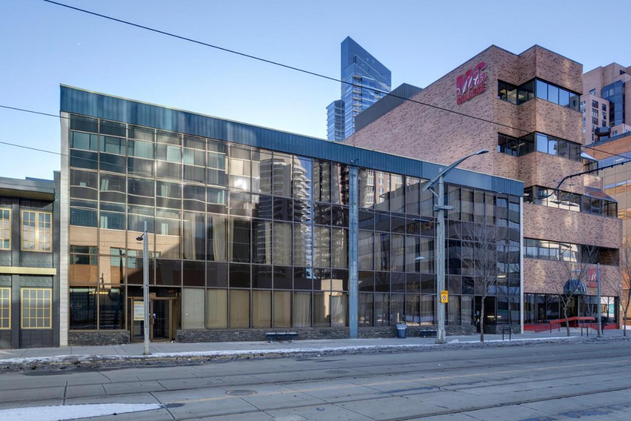 Calgary Connect Hostel Exterior photo